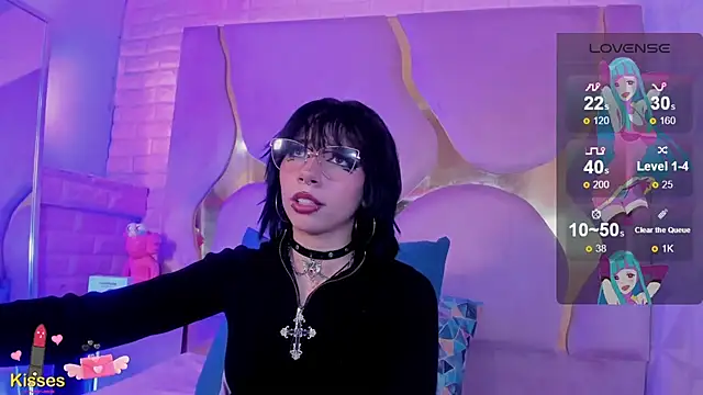 NaniiSisy webcam