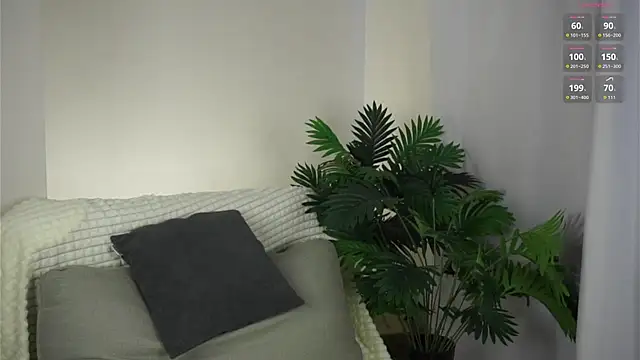 ClarineCasebolt webcam