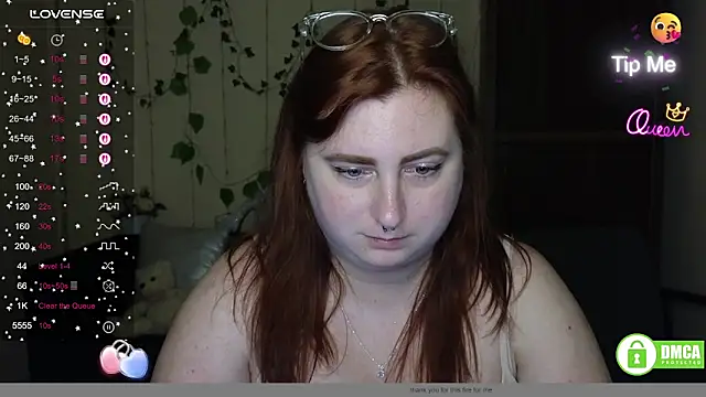 Alicia_love00 webcam