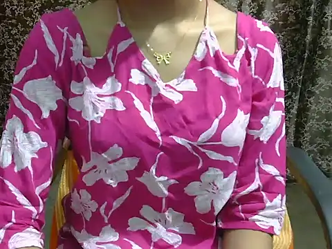 Adorable_Ayesha webcam