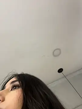 IvonneOwen webcam