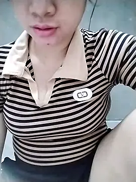 Girl_lovebaby webcam