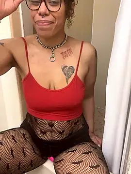 Desirae_Luciano webcam