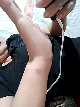 BigAss-69 webcam