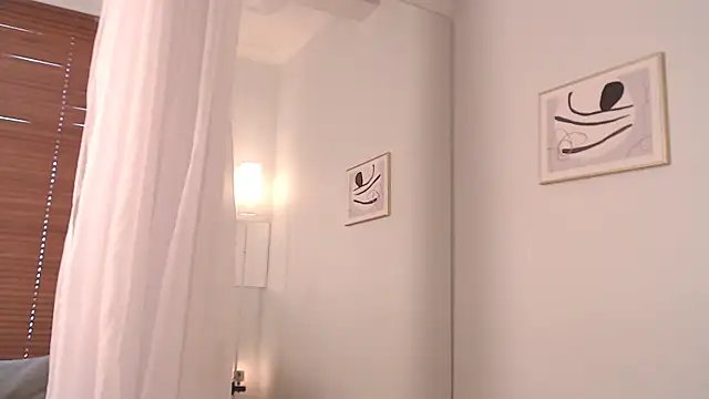 AlexxSweet webcam