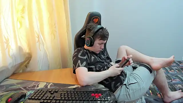 iliaskrislove webcam