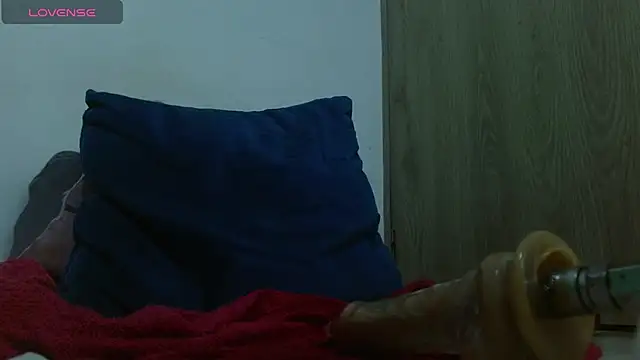 avaleri_cherry webcam