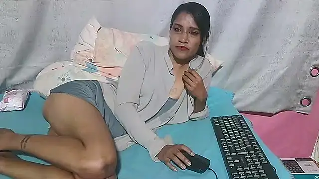 SexyIndianSky69 webcam