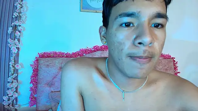 noa_hot69 webcam