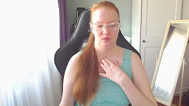 Lady_Inari webcam