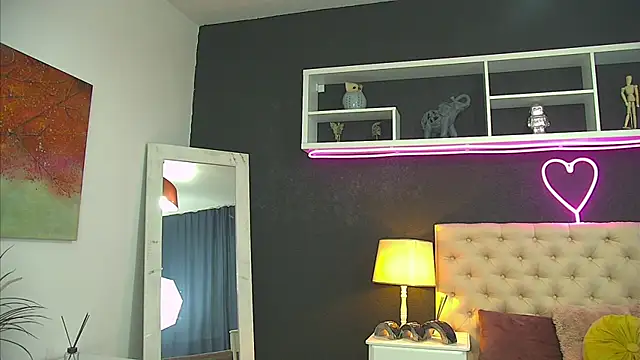 TaniaKaverina webcam