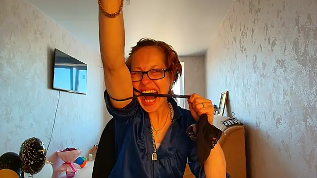 LioraWeiss webcam