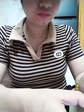 Girl_lovebaby webcam