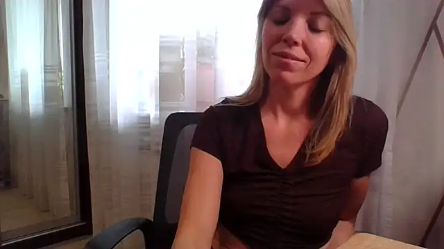 VelvetLove287 webcam
