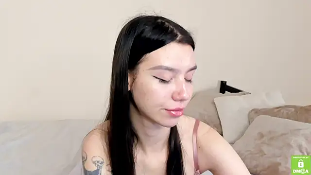 Amelia_skyy webcam
