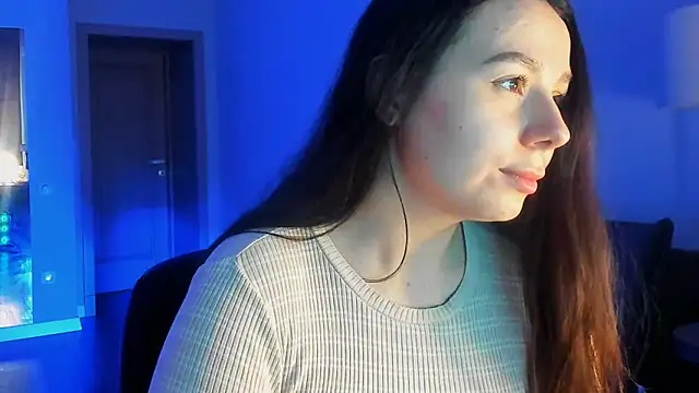 Di_na_Bell webcam