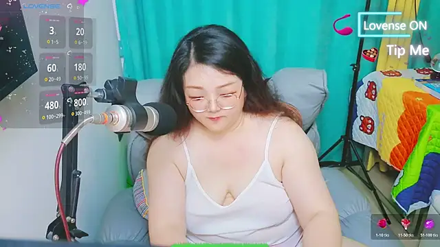 AngelwithEcup webcam