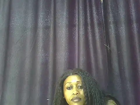 Luna_en_Gee webcam