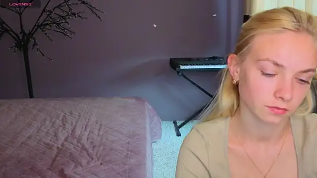 sonnysofia - SonnySofia's free webcam