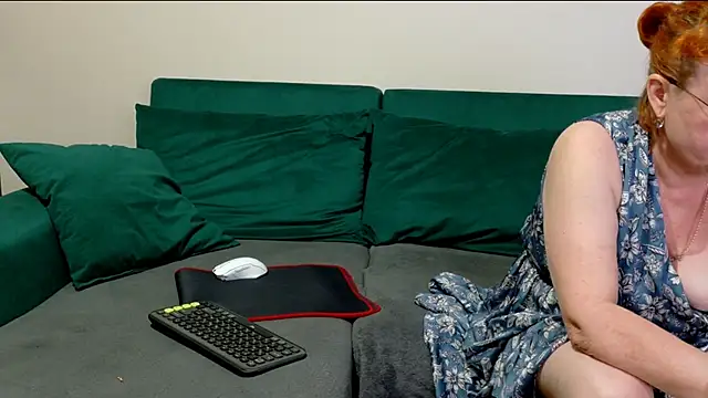 JoannaAndNeighbour webcam