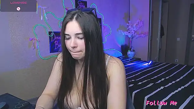 Lillianhot68 webcam
