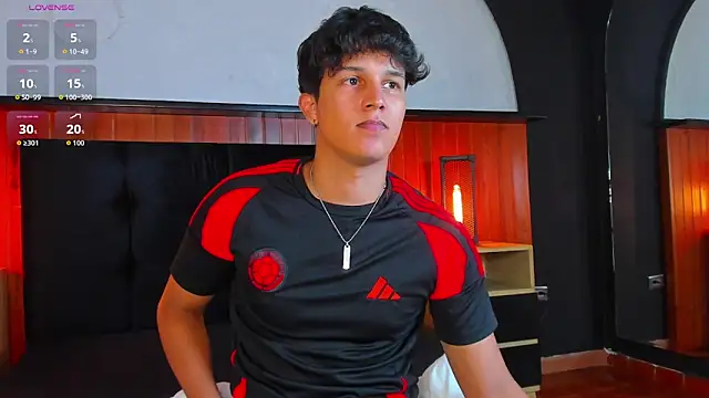 Leo_Savage_ webcam