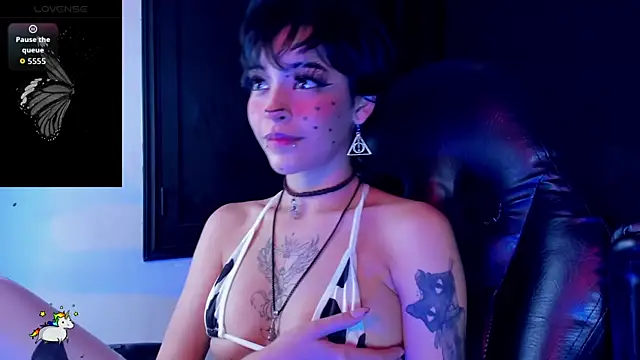 Anny_Kiitty webcam