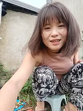 linda_bae00 webcam