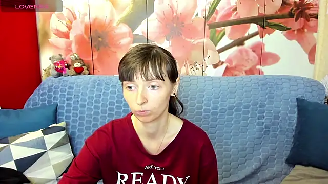 TayanaJons webcam