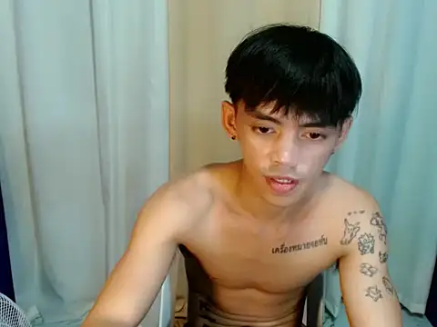 urhunky_boy webcam