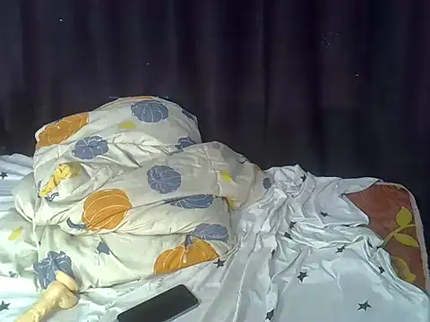 Luna_en_Gee webcam
