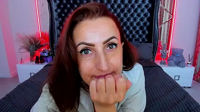 Rebecca_Diamond webcam