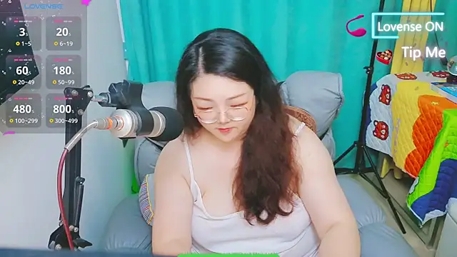 AngelwithEcup webcam