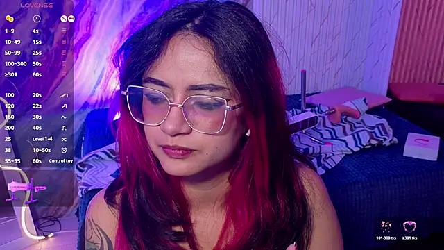kristen_tay webcam