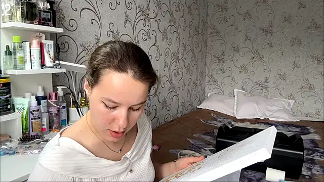 KathyrnEdmison webcam