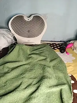 Zu_naa webcam