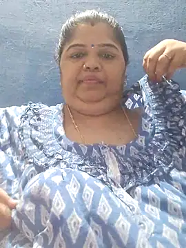 tamilthanushri webcam