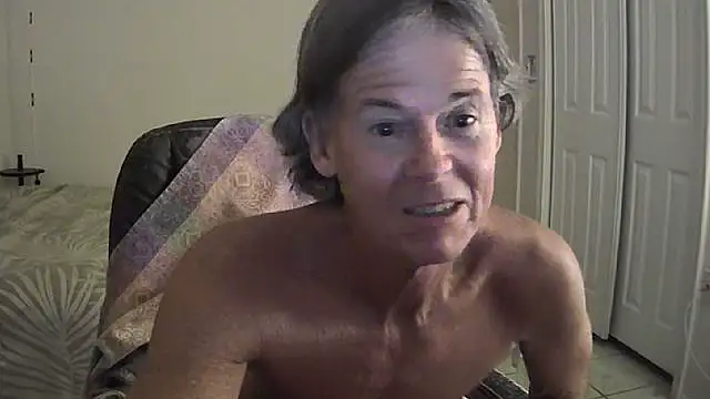 nakeedcowboi65 webcam