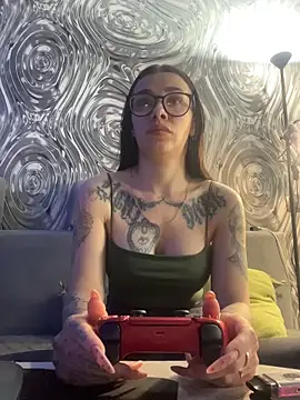 Queen_of_pain webcam