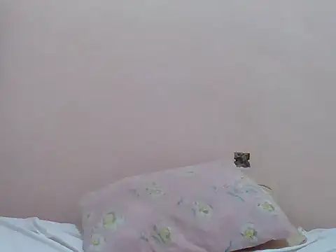 sweetbabra1 webcam