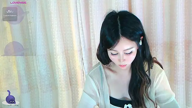 Aimee-520 webcam