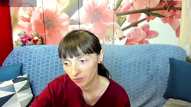 TayanaJons webcam