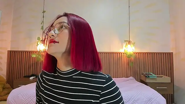 daphne_courtis webcam
