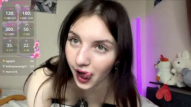 JanellHousen webcam