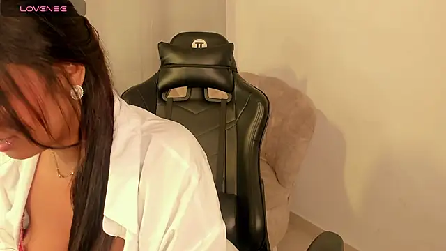 Aishs_bigass webcam