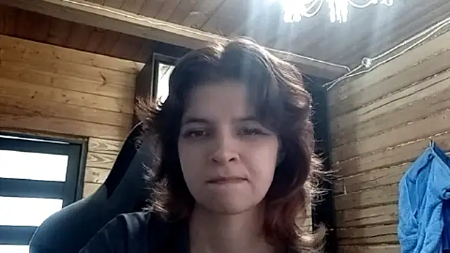 LowkeyIndigo webcam
