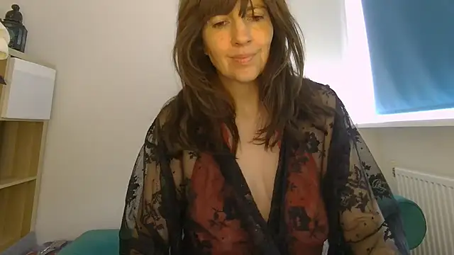 Ella_Next_Door