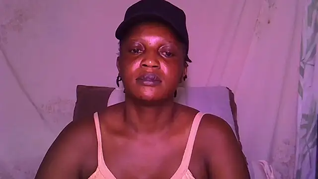 Sweetcaro22 webcam