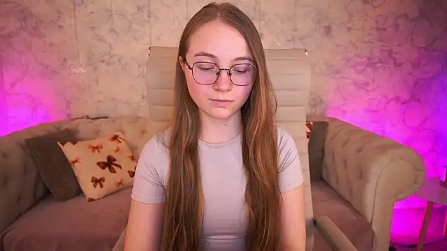 ArrinaWairr live sex cam