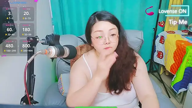 AngelwithEcup webcam